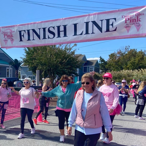 Meet your Posher, Donna - Picture 5 of 5